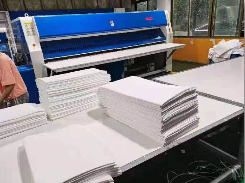 泾高速熨烫机-01